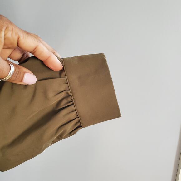 milk + honey Olive Green Button Down Drawstring Top L - Picture 6 of 8